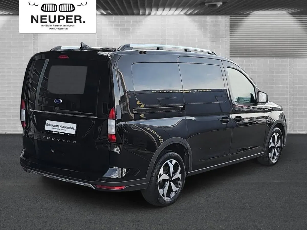 Ford C-Max 2024 photo 3
