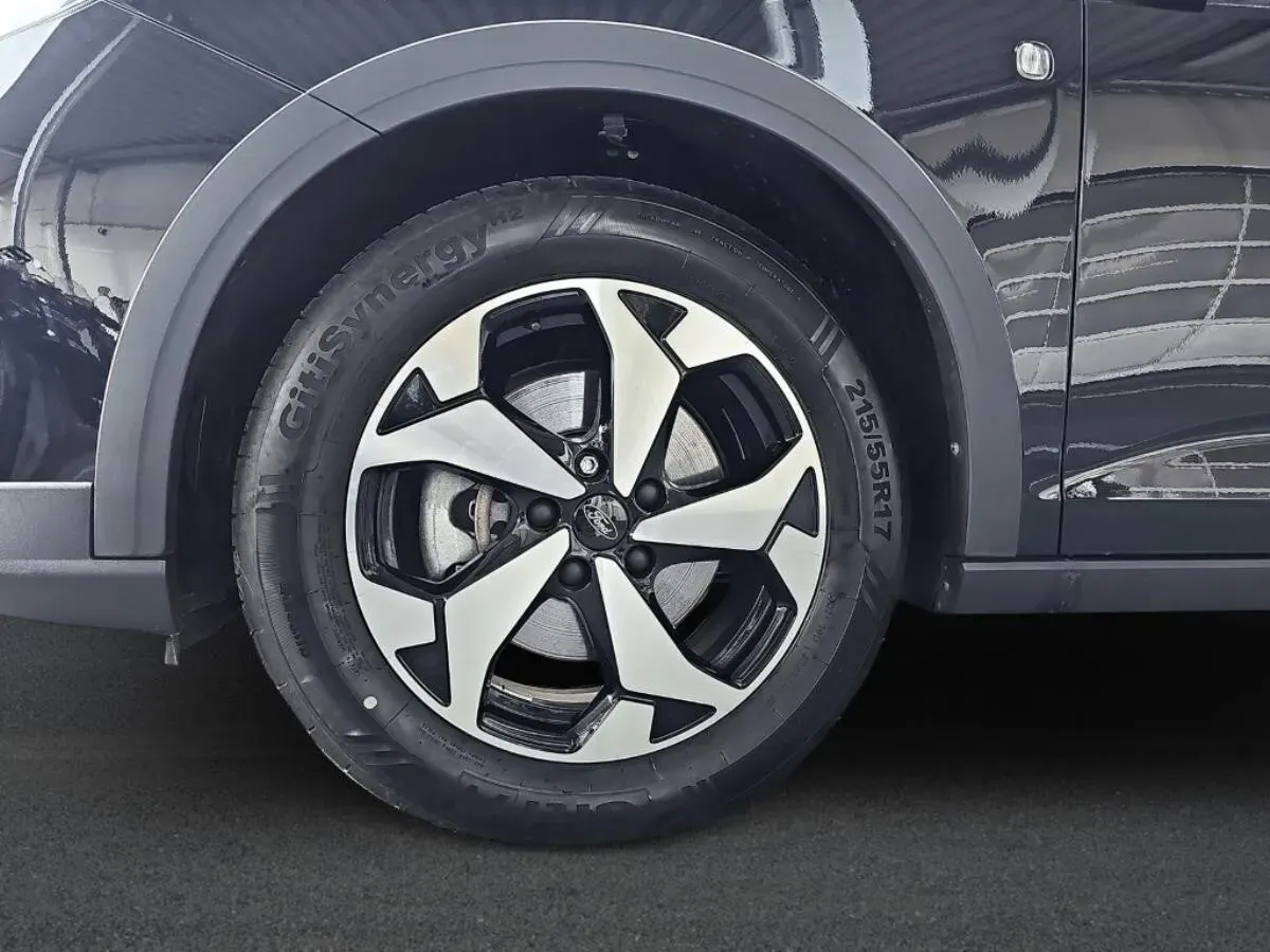 Ford C-Max 2024 photo 5