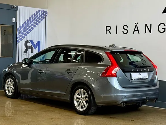 Volvo V60 2017 photo 5