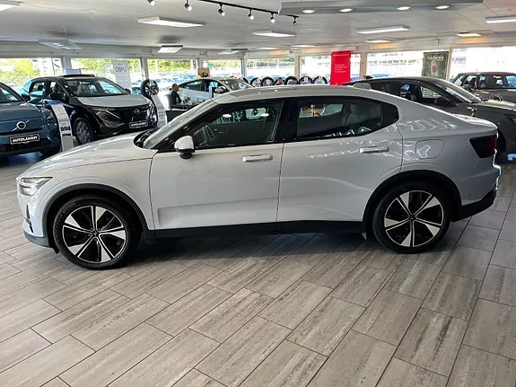 Polestar 2 2023 photo 3
