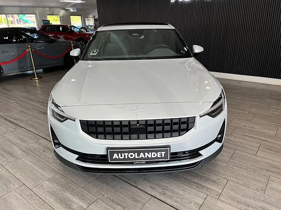 Polestar 2 2023 photo 2