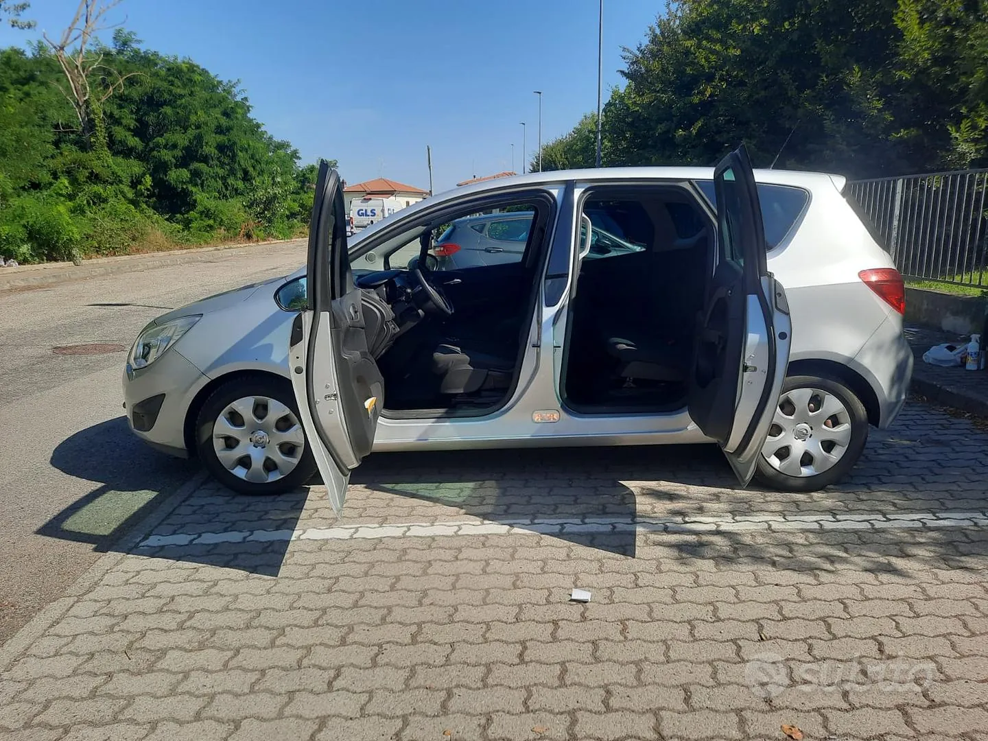 Opel Meriva 2013 photo 3