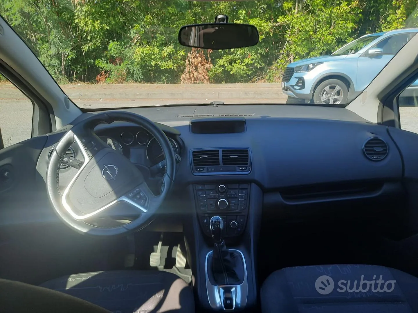 Opel Meriva 2013 photo 4