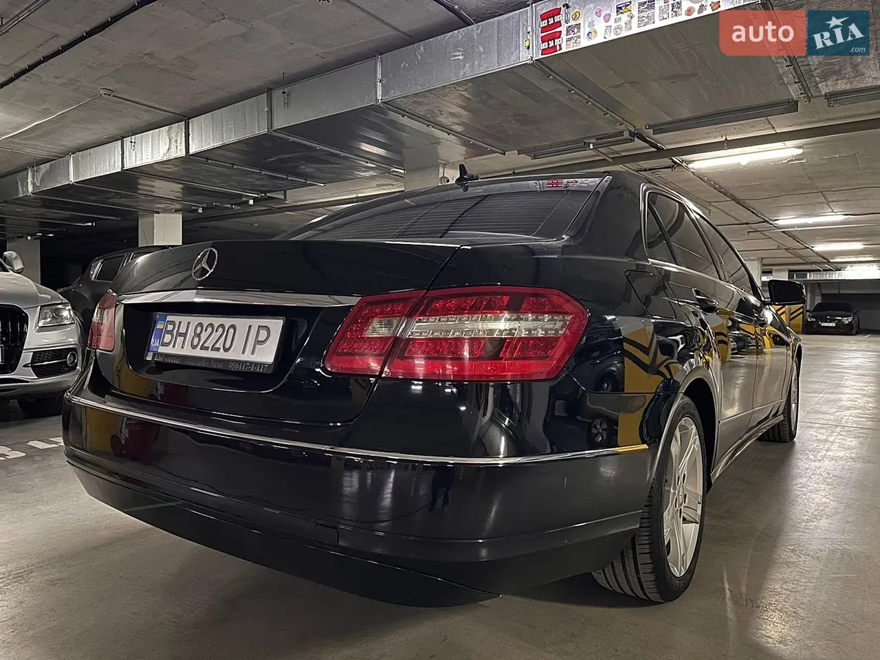 Mercedes-Benz E-Class 2011 photo 5