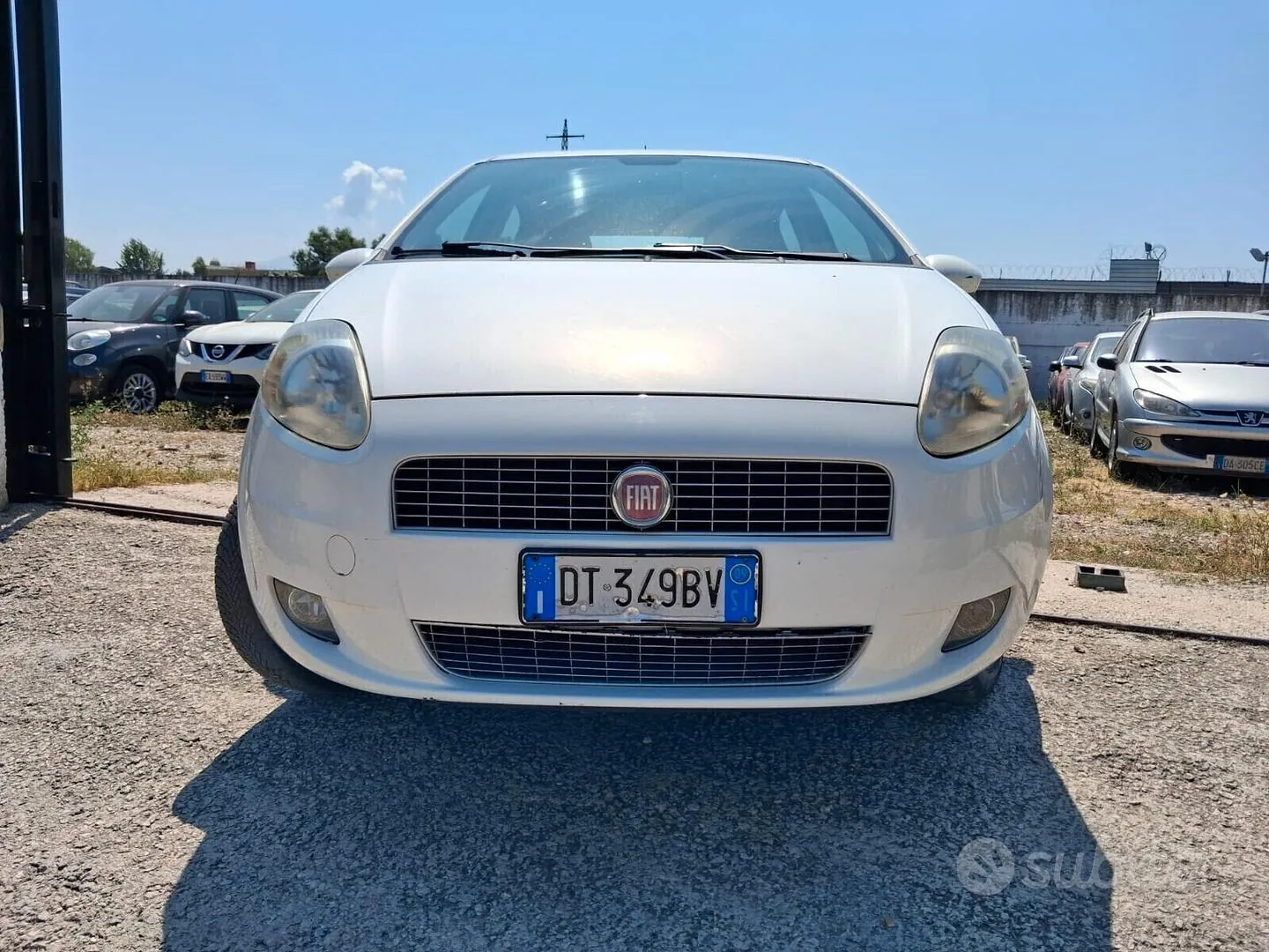 Fiat Grande Punto 2009 photo 3
