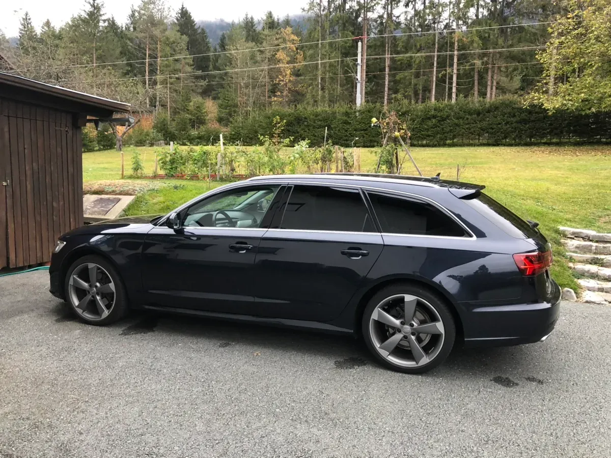 Audi A6 2015 photo 2