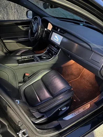 Jaguar Xf 2020 photo 4