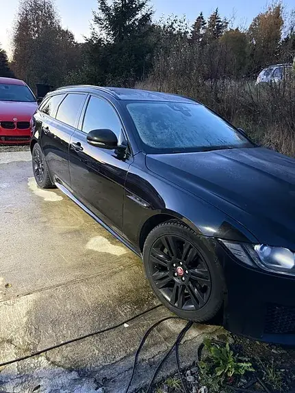 Jaguar Xf 2020 photo 2