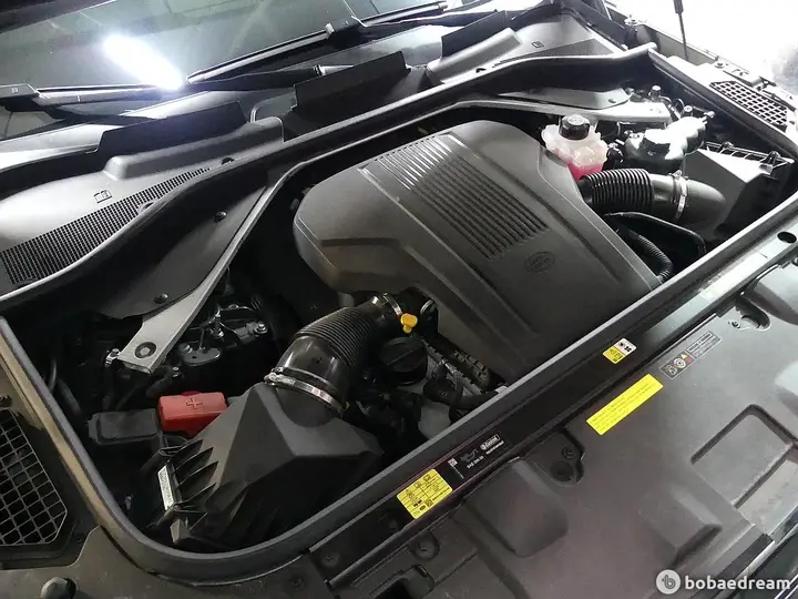 Land Rover Range Rover 2024 photo 5
