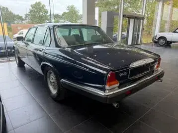 Jaguar Double Six