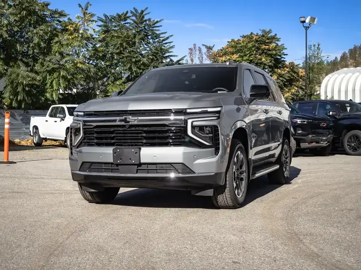 Chevrolet Tahoe 2026 photo 4