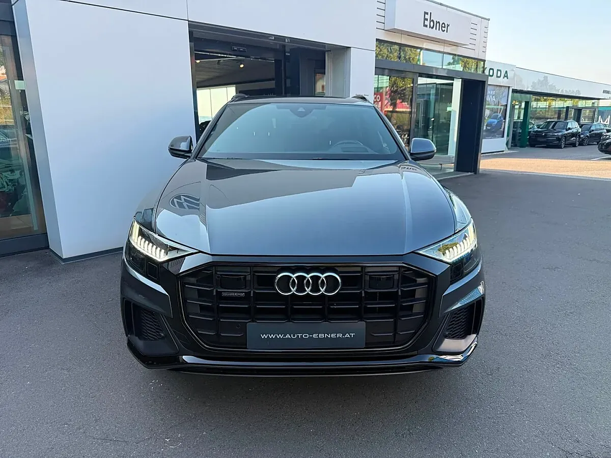 Audi Q8 2020 photo 2