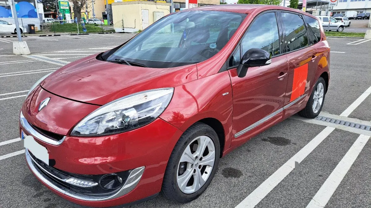 Renault Grand Scénic 2012 photo 2