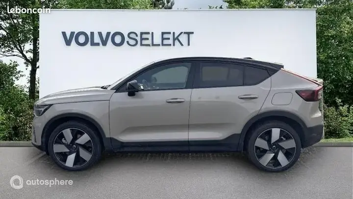 Volvo Xc40 2026 photo 2