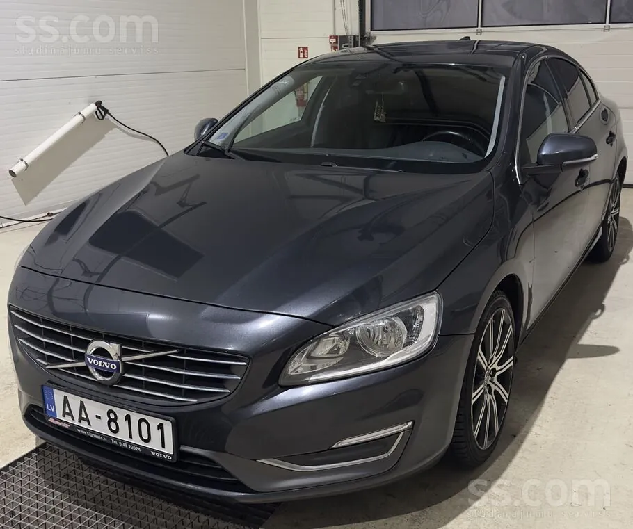 Volvo S60 2013 photo 4