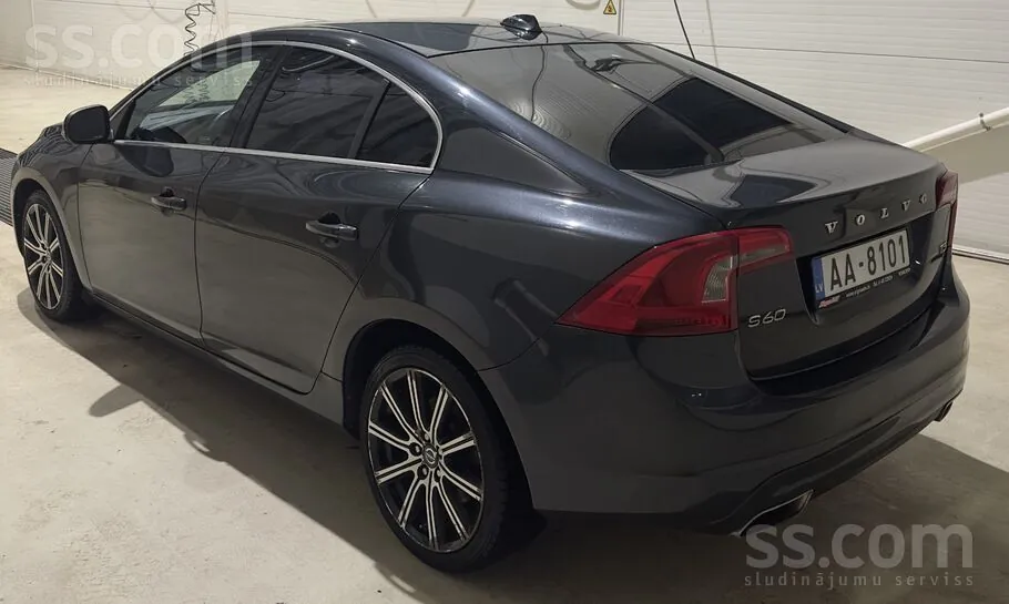 Volvo S60