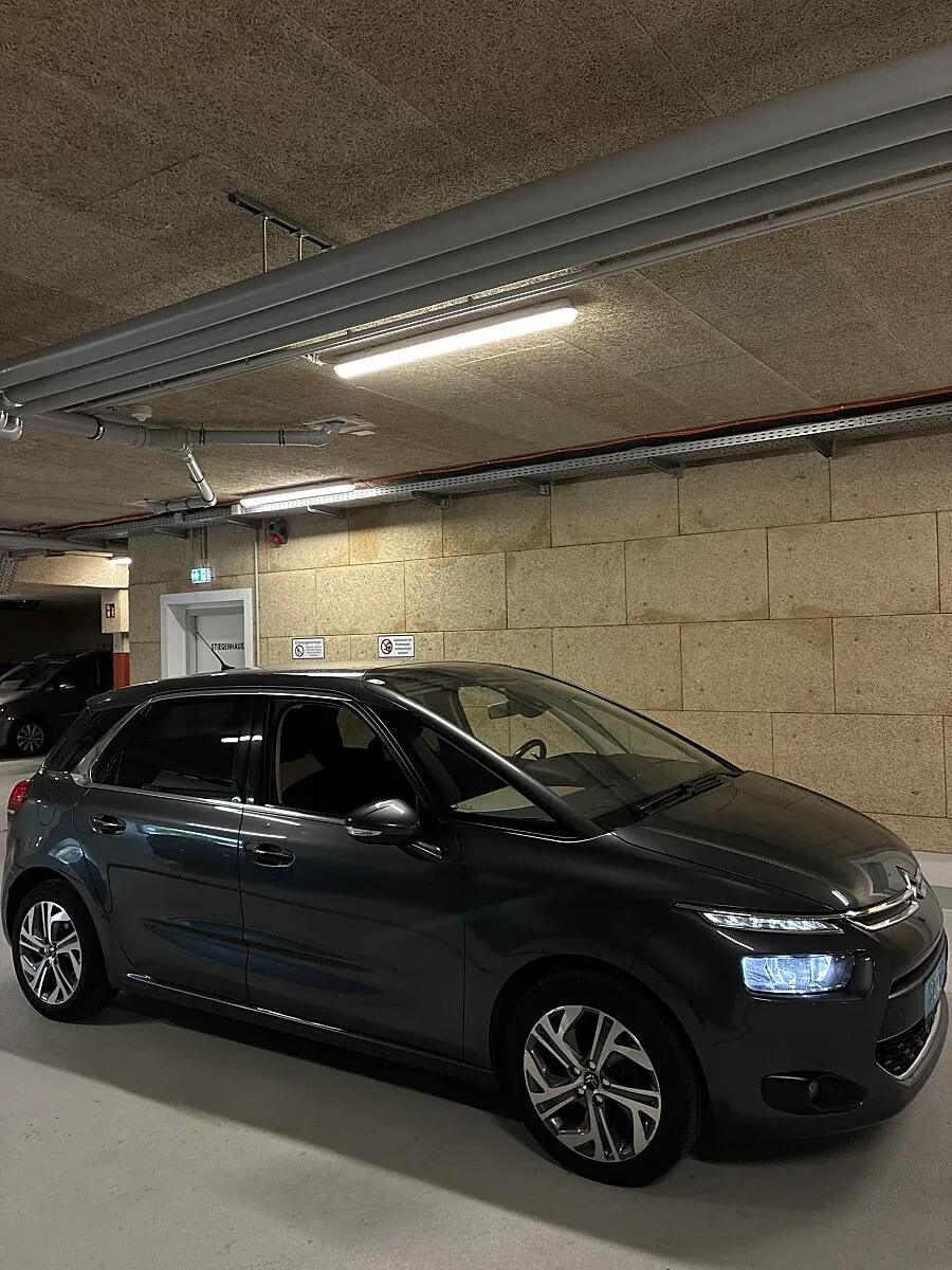 Citroen C4 Picasso 2015 photo 2
