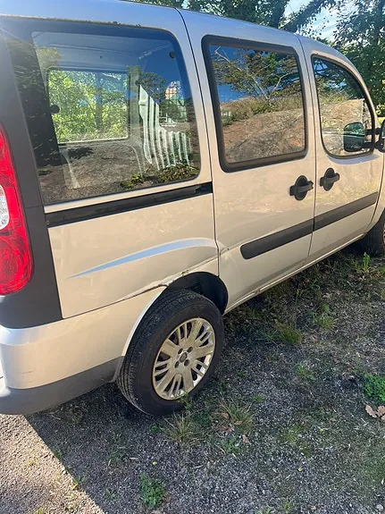 Fiat Doblo 2009 photo 4