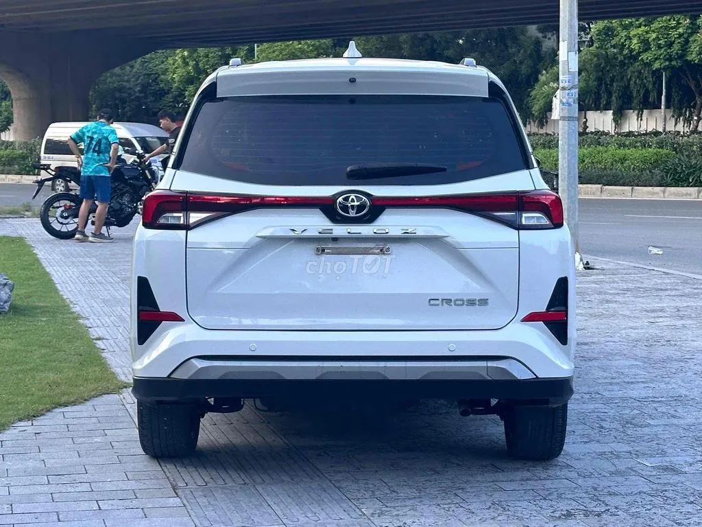 Toyota Veloz Cross 2022 photo 2