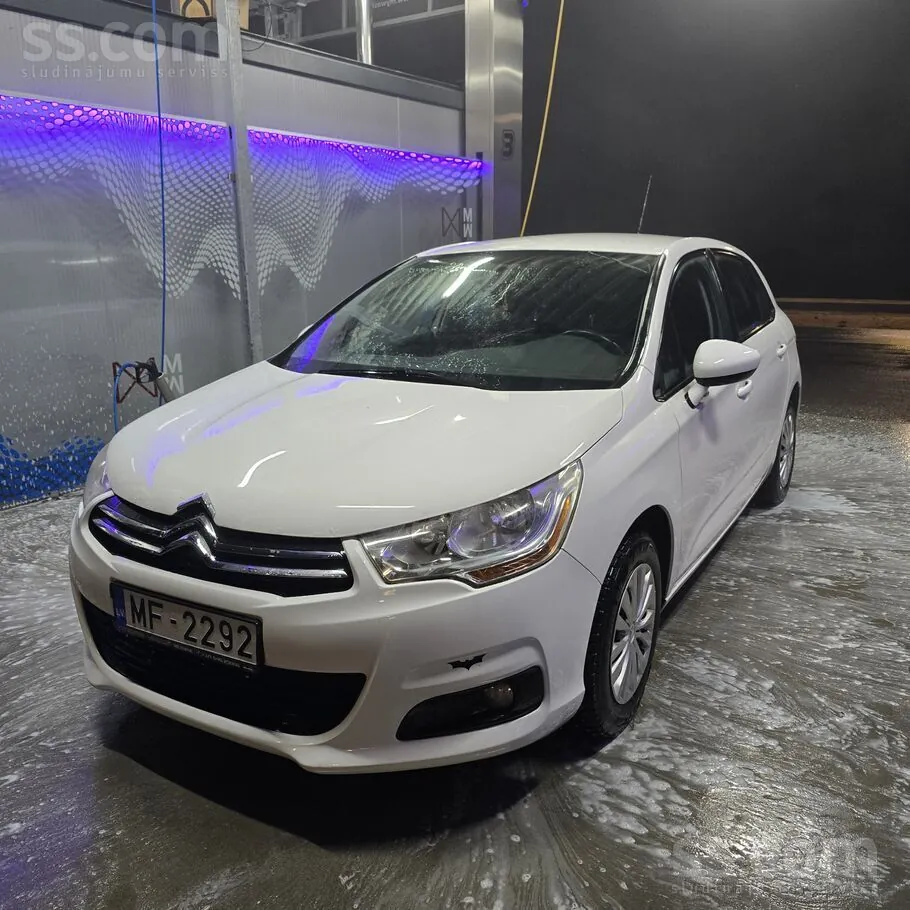 Citroen C4 2011 photo 3