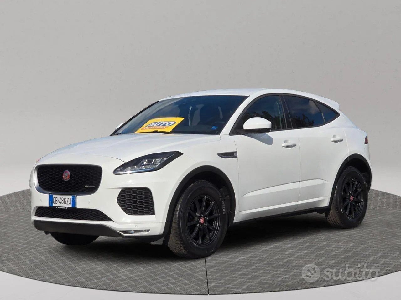 Jaguar E-Pace 2020 photo 3