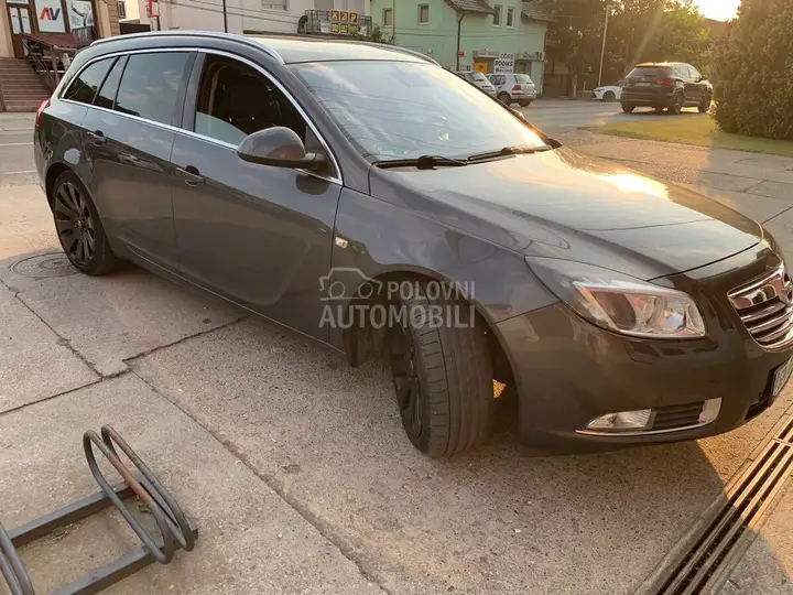 Opel Insignia 2010 photo 4