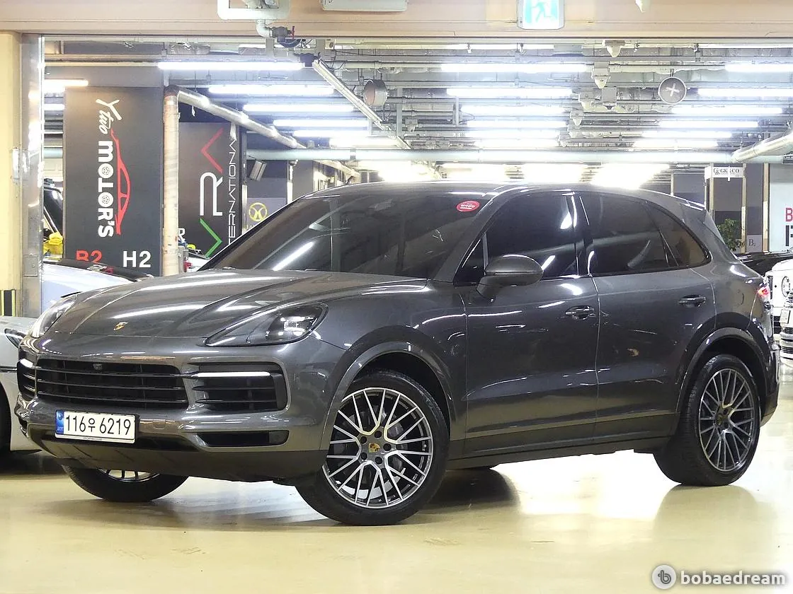 Porsche Cayenne 2021 photo 2