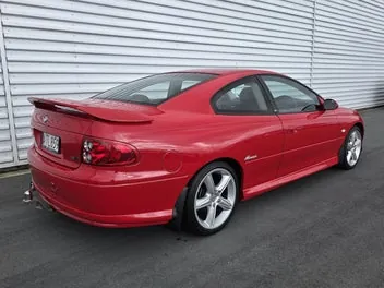 Holden Monaro 2002 photo 5