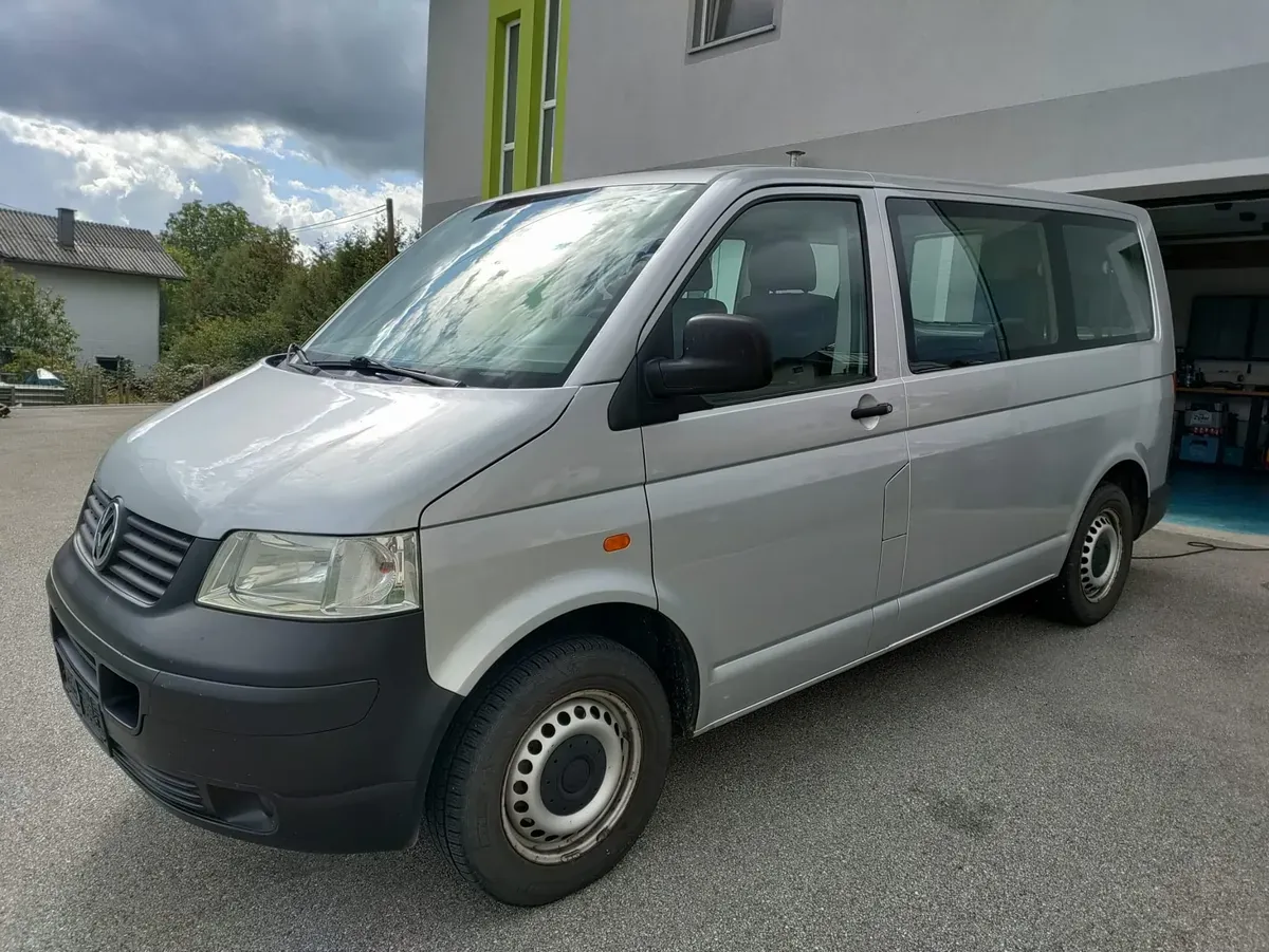 Volkswagen T5 2007 photo 3