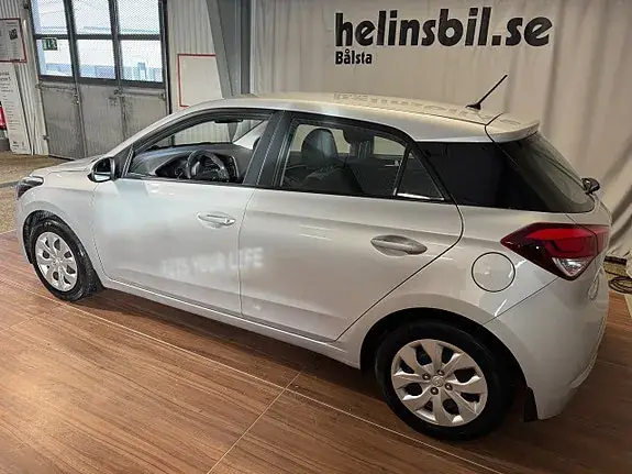 Hyundai I20 2017 photo 2