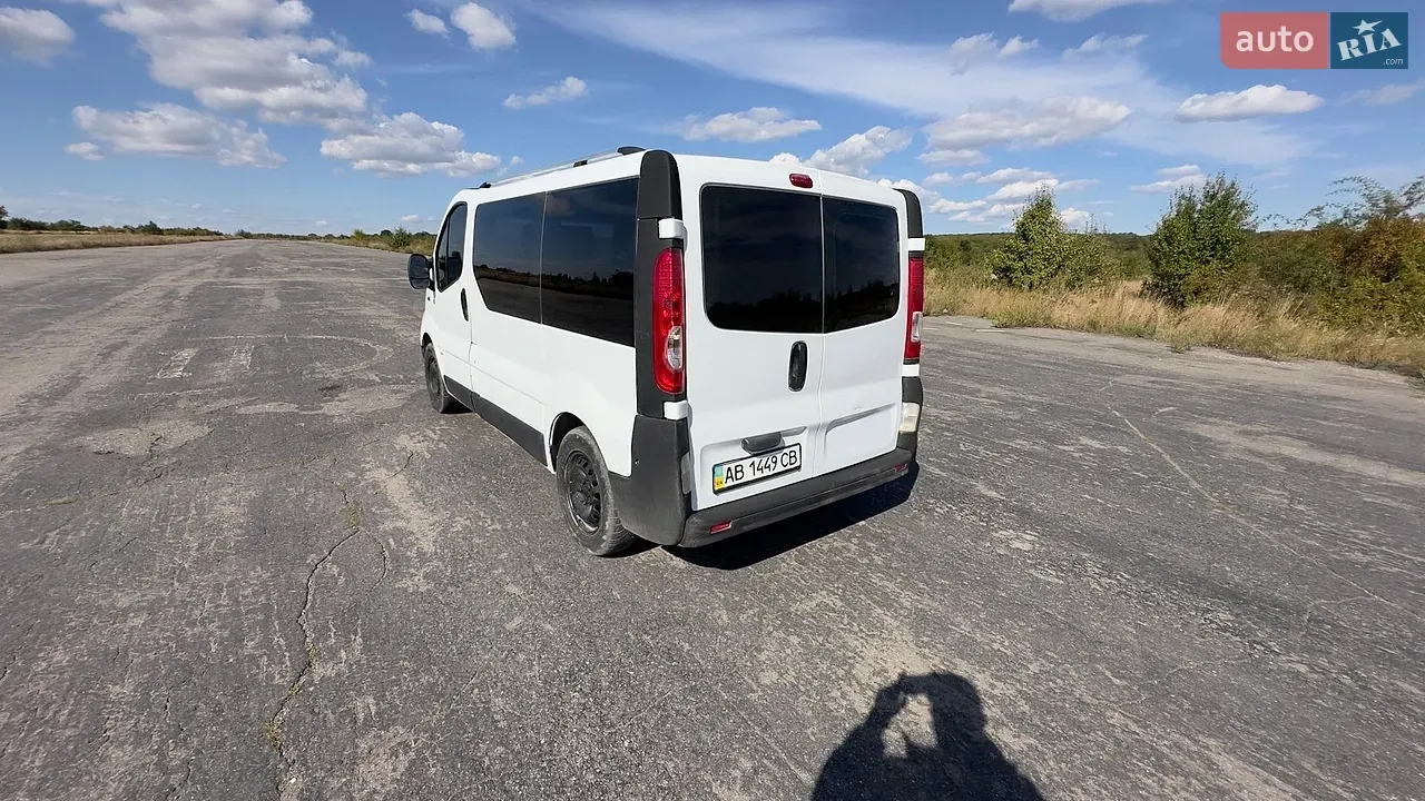 Opel Vivaro 2009 photo 5
