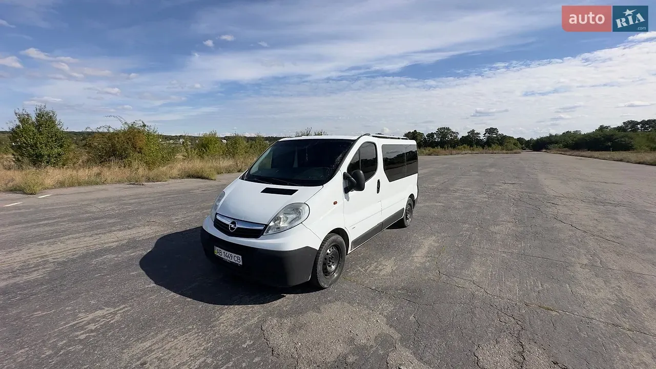 Opel Vivaro 2009 photo 3