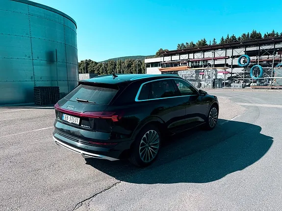 Audi E-Tron 2020 photo 3