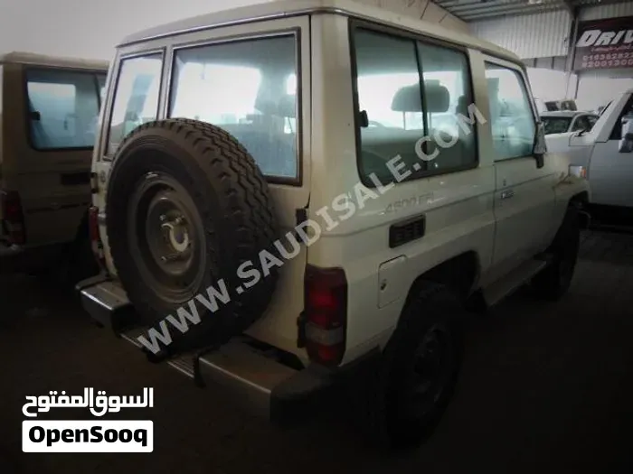 Toyota Land Cruiser 2004 photo 3