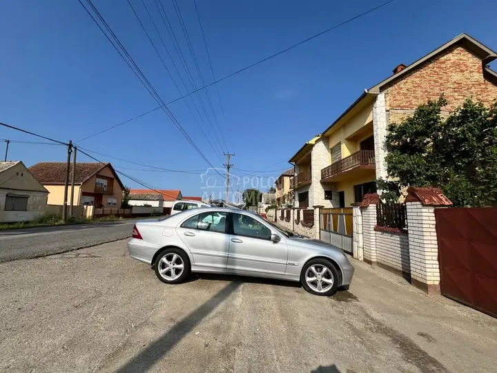 Mercedes-Benz C200 2005 photo 2