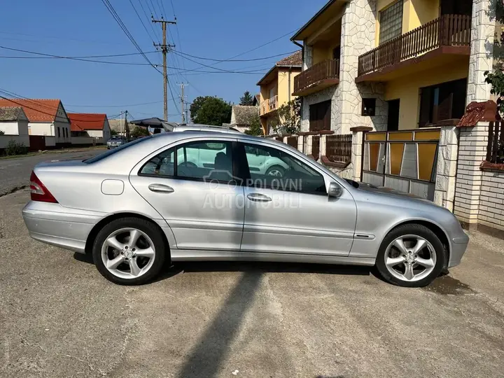 Mercedes-Benz C200 2005 photo 3