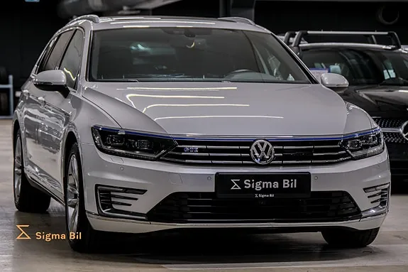 Volkswagen Passat 2016 photo 2