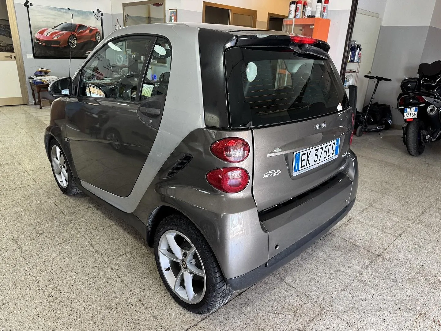 Smart Fortwo 2011 photo 4