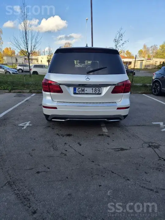 Mercedes-Benz Gl350