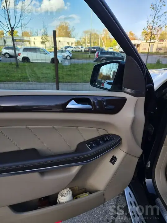 Mercedes-Benz Gl350 2013 photo 4
