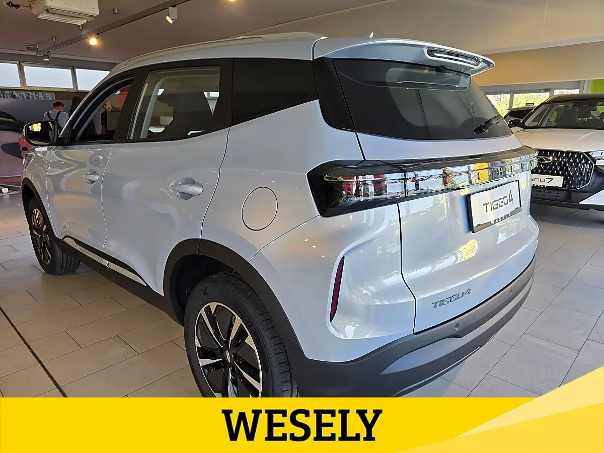 Chery Tiggo 4 2026 photo 3