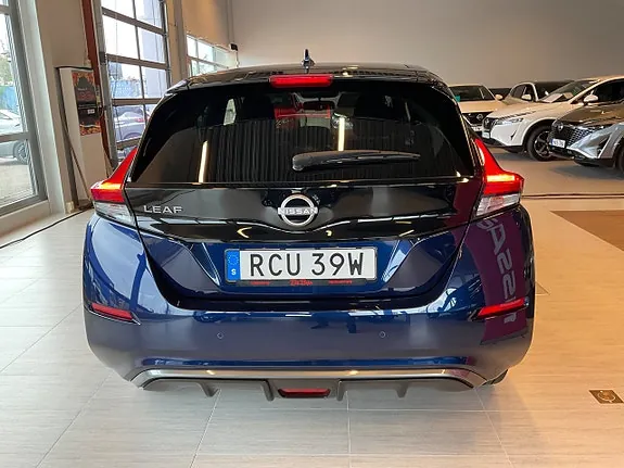 Nissan Leaf 2023 photo 3