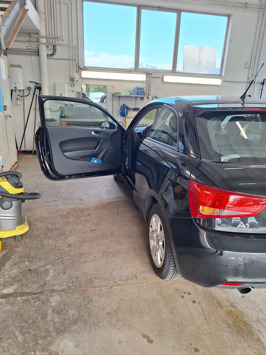 Audi A1 2012 photo 2