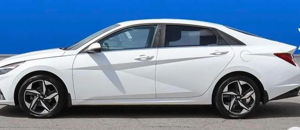 Hyundai Elantra 2023 photo 2