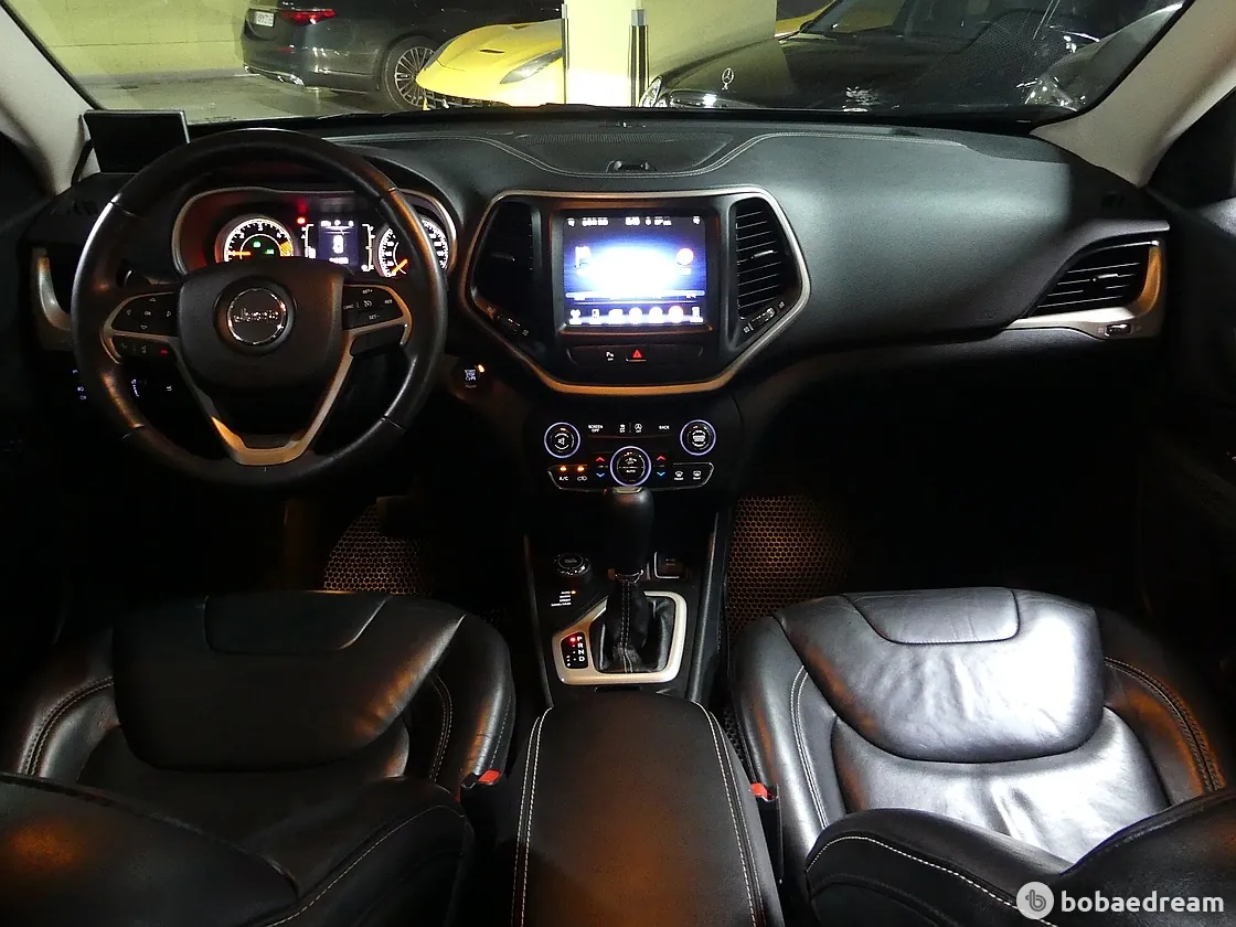 Jeep Cherokee 2015 photo 4