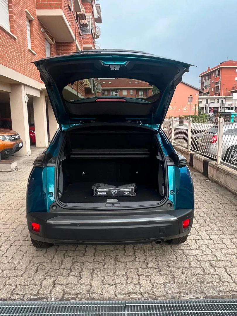 Peugeot 2008 2025 photo 5