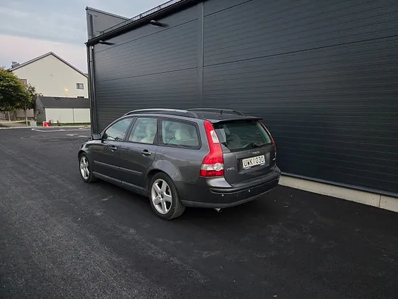 Volvo V50 2004 photo 3