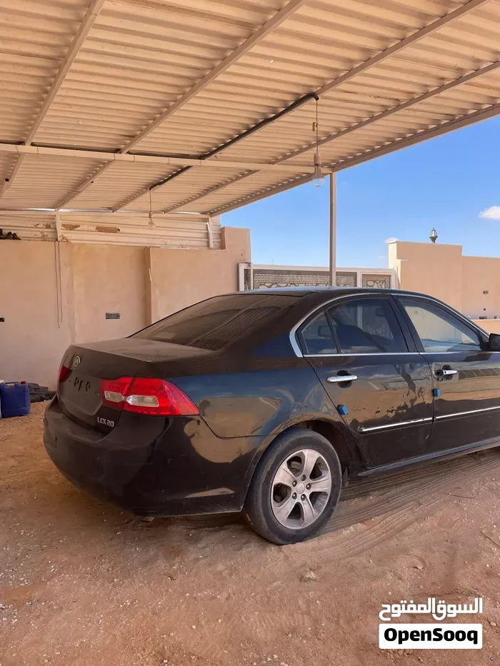 Kia Optima 2010 photo 4