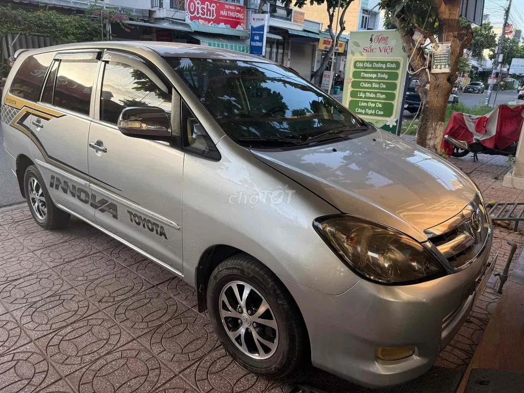Toyota Innova 2007 photo 4