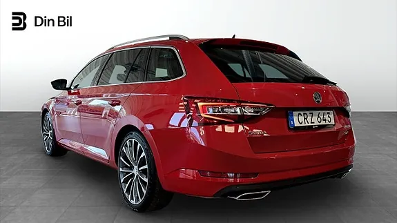 Skoda Superb 2017 photo 5